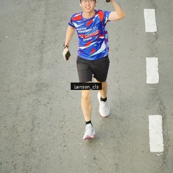 Runner Photo 7689573