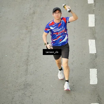 Runner Photo 7689578