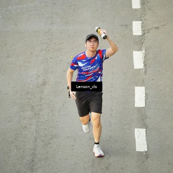 Runner Photo 7689588