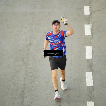 Runner Photo 7689597