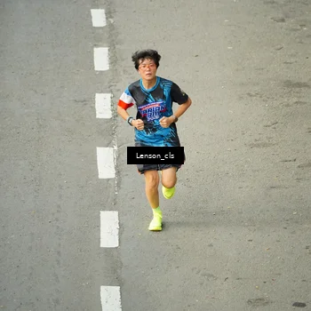 Runner Photo 7689612