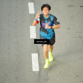 Runner Photo 7689621
