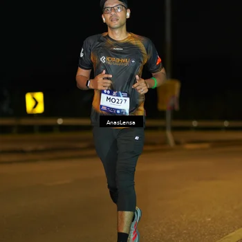 Runner Photo 7689624