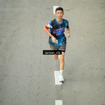Runner Photo 7689634