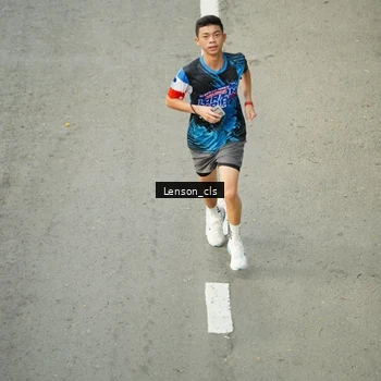 Runner Photo 7689635