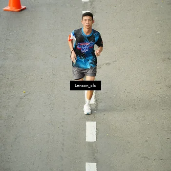 Runner Photo 7689639