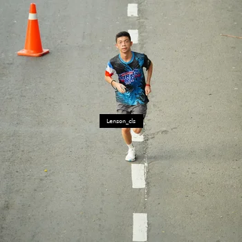 Runner Photo 7689645