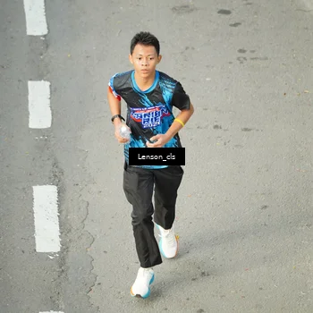 Runner Photo 7689659