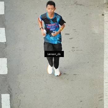 Runner Photo 7689675