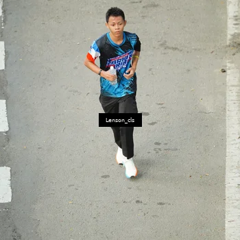 Runner Photo 7689677