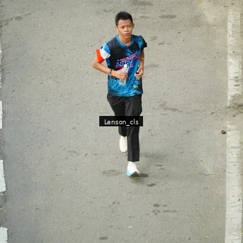 Runner Photo 7689686