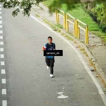 Runner Photo 7689687