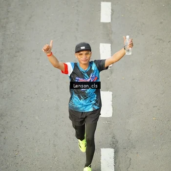 Runner Photo 7689695