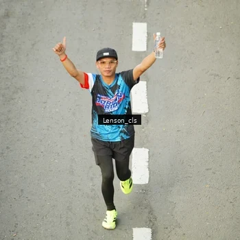 Runner Photo 7689703