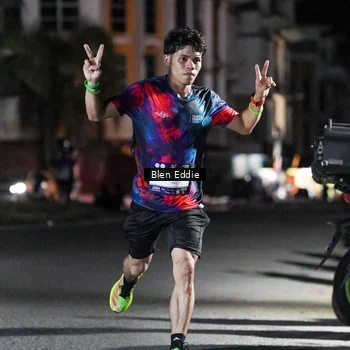 Runner Photo 7689711