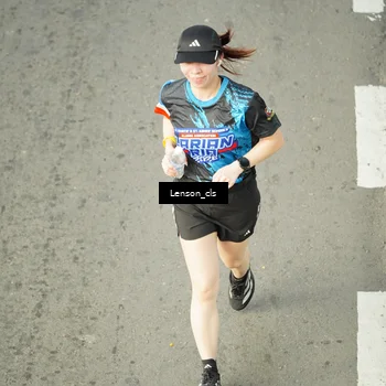 Runner Photo 7689713