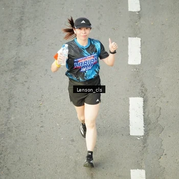 Runner Photo 7689724