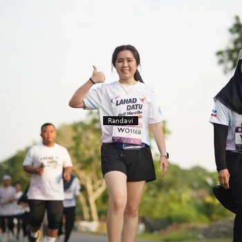 Runner Photo 7689732
