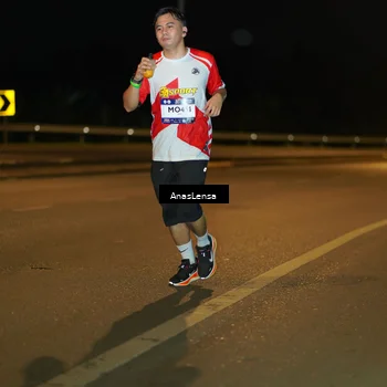 Runner Photo 7689736