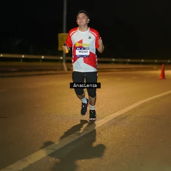 Runner Photo 7689738