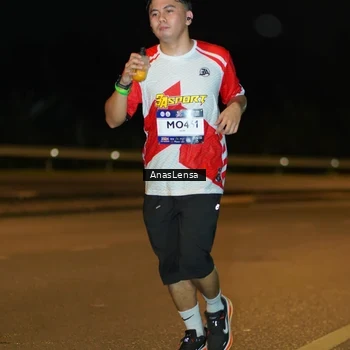 Runner Photo 7689739