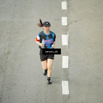Runner Photo 7689743