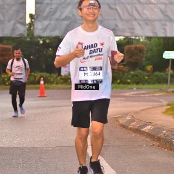 Runner Photo 7689750