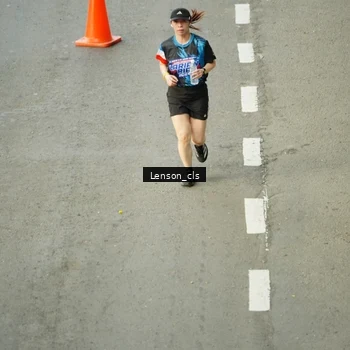Runner Photo 7689764