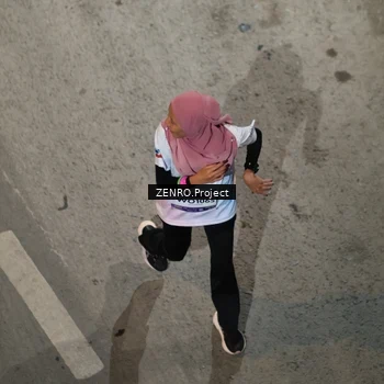 Runner Photo 7689776