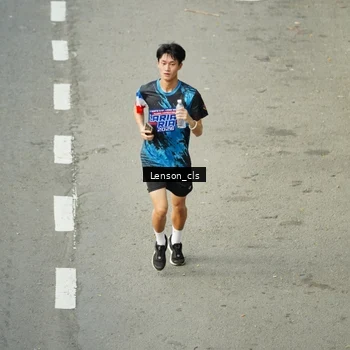 Runner Photo 7689788