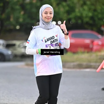Runner Photo 7689794