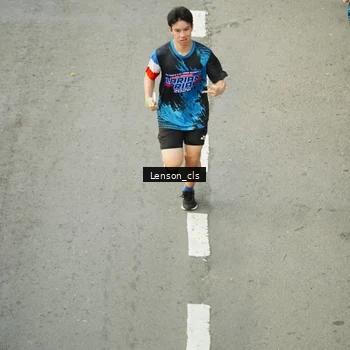 Runner Photo 7689814