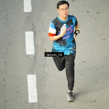 Runner Photo 7689845