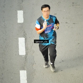 Runner Photo 7689847