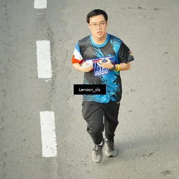 Runner Photo 7689859