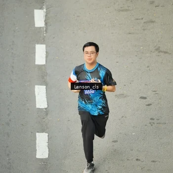 Runner Photo 7689860