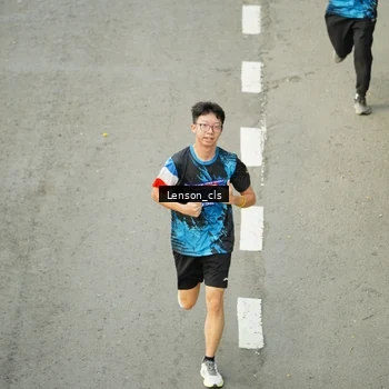 Runner Photo 7689878