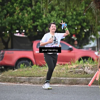 Runner Photo 7689879