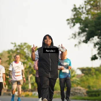 Runner Photo 7689909
