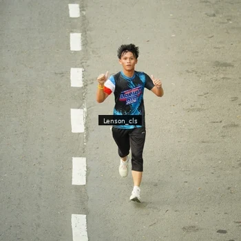 Runner Photo 7689914