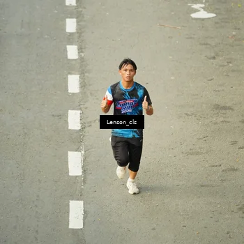 Runner Photo 7689925