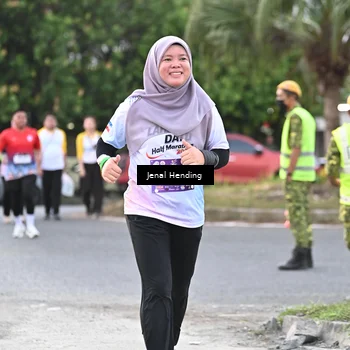 Runner Photo 7689941