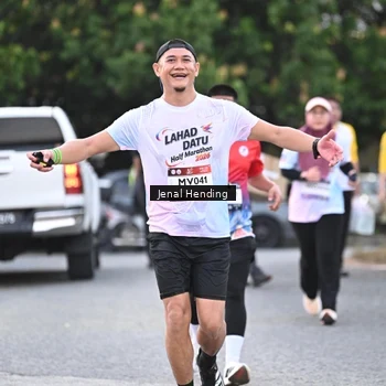 Runner Photo 7689944