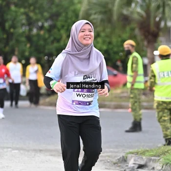 Runner Photo 7689948