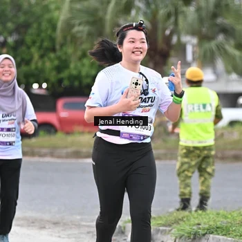 Runner Photo 7689950