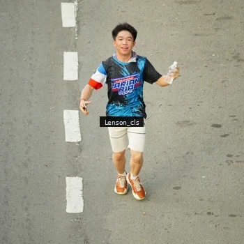 Runner Photo 7689961