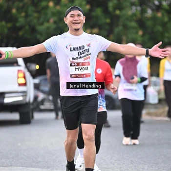 Runner Photo 7689966