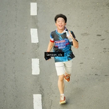 Runner Photo 7689973