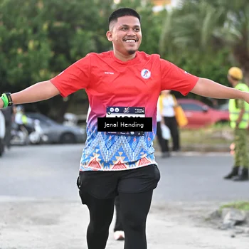 Runner Photo 7689998