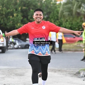 Runner Photo 7689999